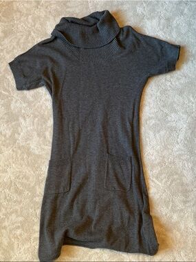 Athleta Dark Gray Short-Sleeve Turtleneck Sweater Dress